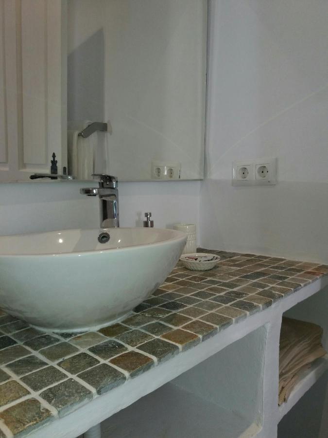 La Pluma Hotel Iznajar Bagian luar foto