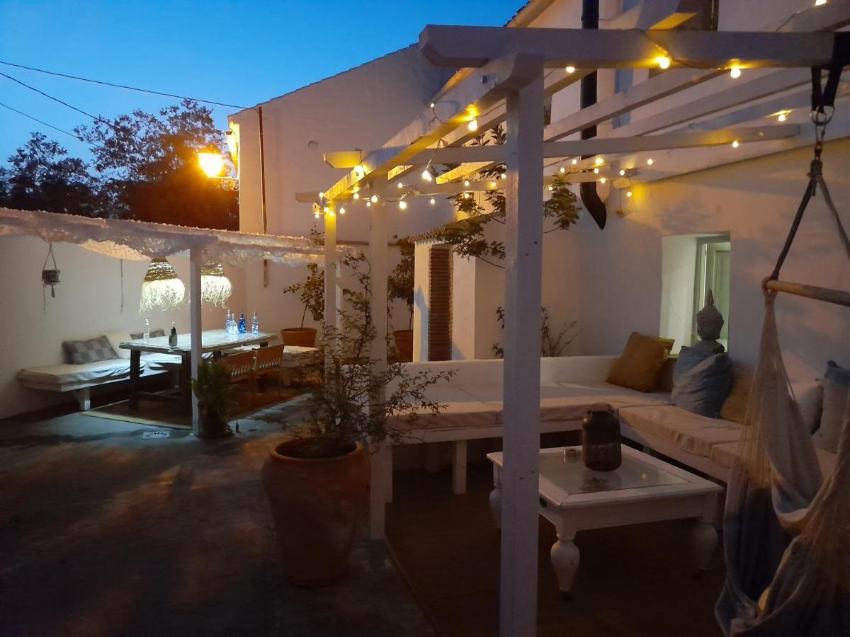 La Pluma Hotel Iznajar Bagian luar foto